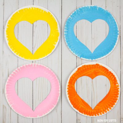 Paper Plate Valentine Heart Craft with FREE Printable - Non-Toy Gifts