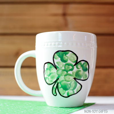 DIY Fingerprint Shamrock Mug for St Patrick's Day